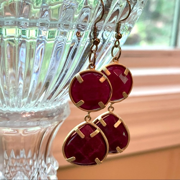 Vintage Matte Gold And Plum Stone Earrings - Picture 6 of 9